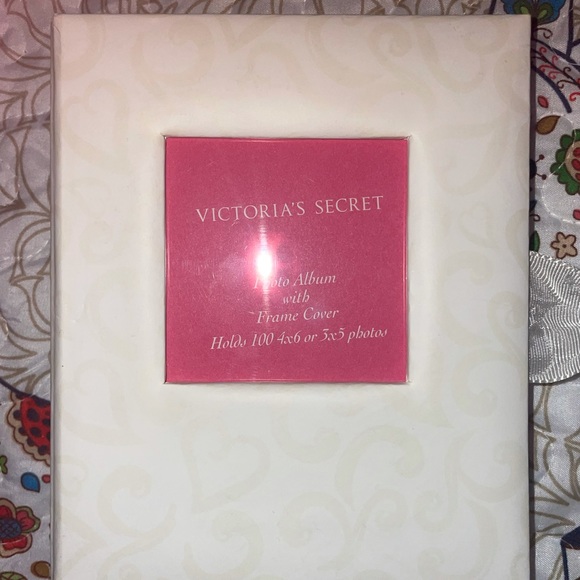 Stunning Vintage Victoria’s Secret Photo Album - Picture 10 of 10
